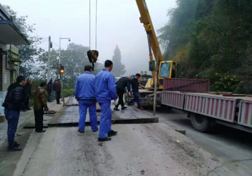 銅梁太平垃圾處理場(chǎng)垃圾計(jì)量地磅完成更換