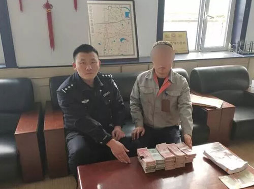 青島兩婦女收買(mǎi)廢品時(shí)干擾地磅稱(chēng)重詐騙被抓獲